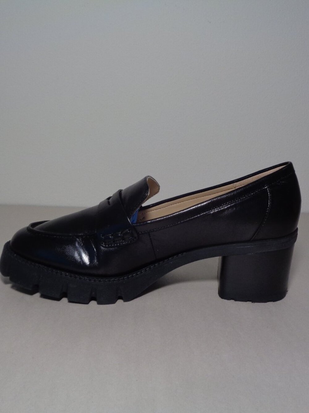 Coach Size 7.5 M / CORA LEATHER / Black / Heeled Penny Loafers Women's Shoes - Picture 8 of 16